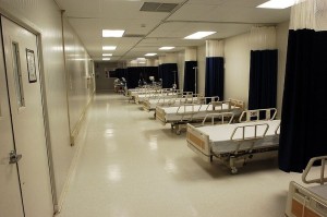 800px-Hospital_beds_for_Guantanamo_Captives